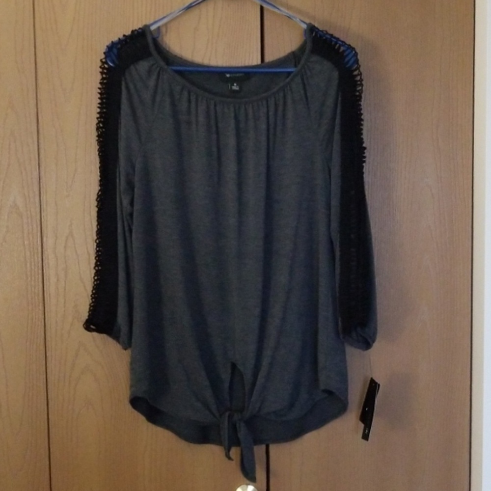 Tie front top with sleeve detail